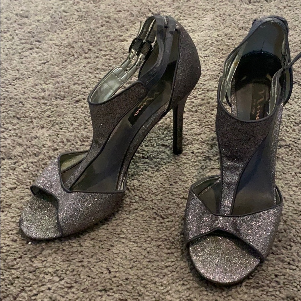 Nina sparkle heels